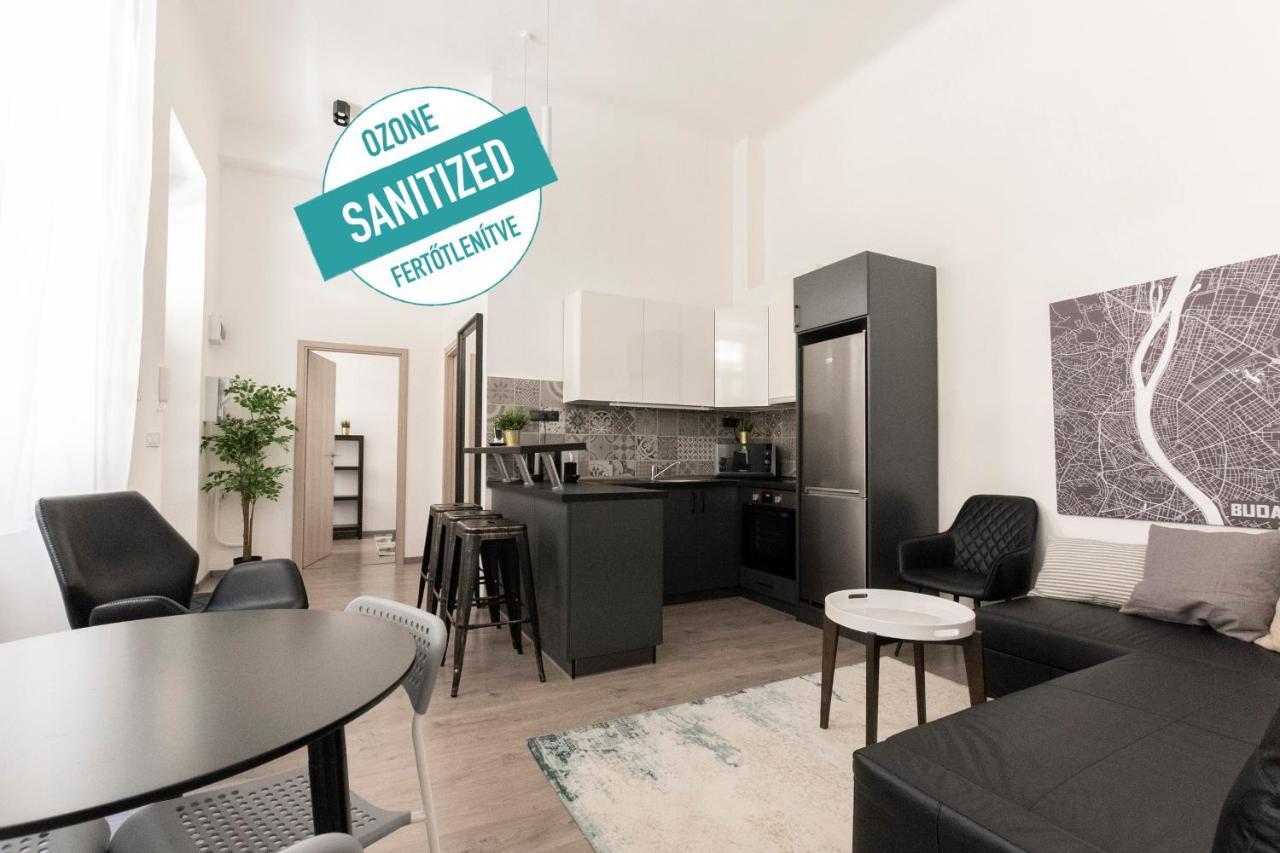 Standard Apartment By Hi5 - Rakoczi Ut 23 บูดาเปสต์ ภายนอก รูปภาพ